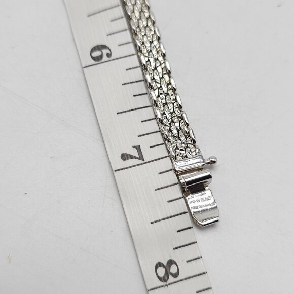 MONET Silver Tone Mesh Bracelet With Secure Clasp Vintage - Picture 6 of 6